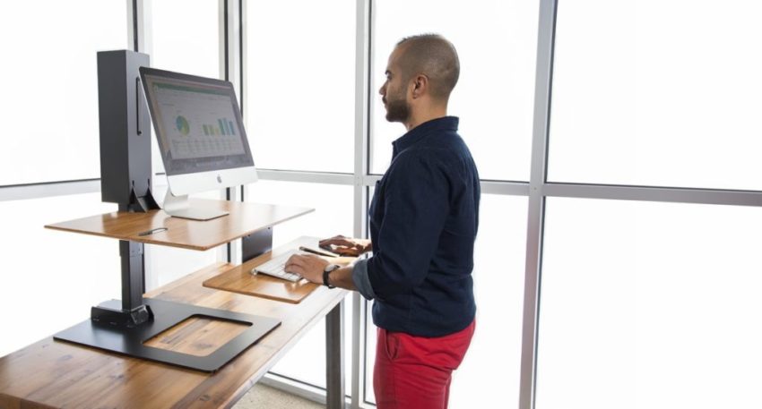 The Pros And Cons Of Using A Standing Desk
